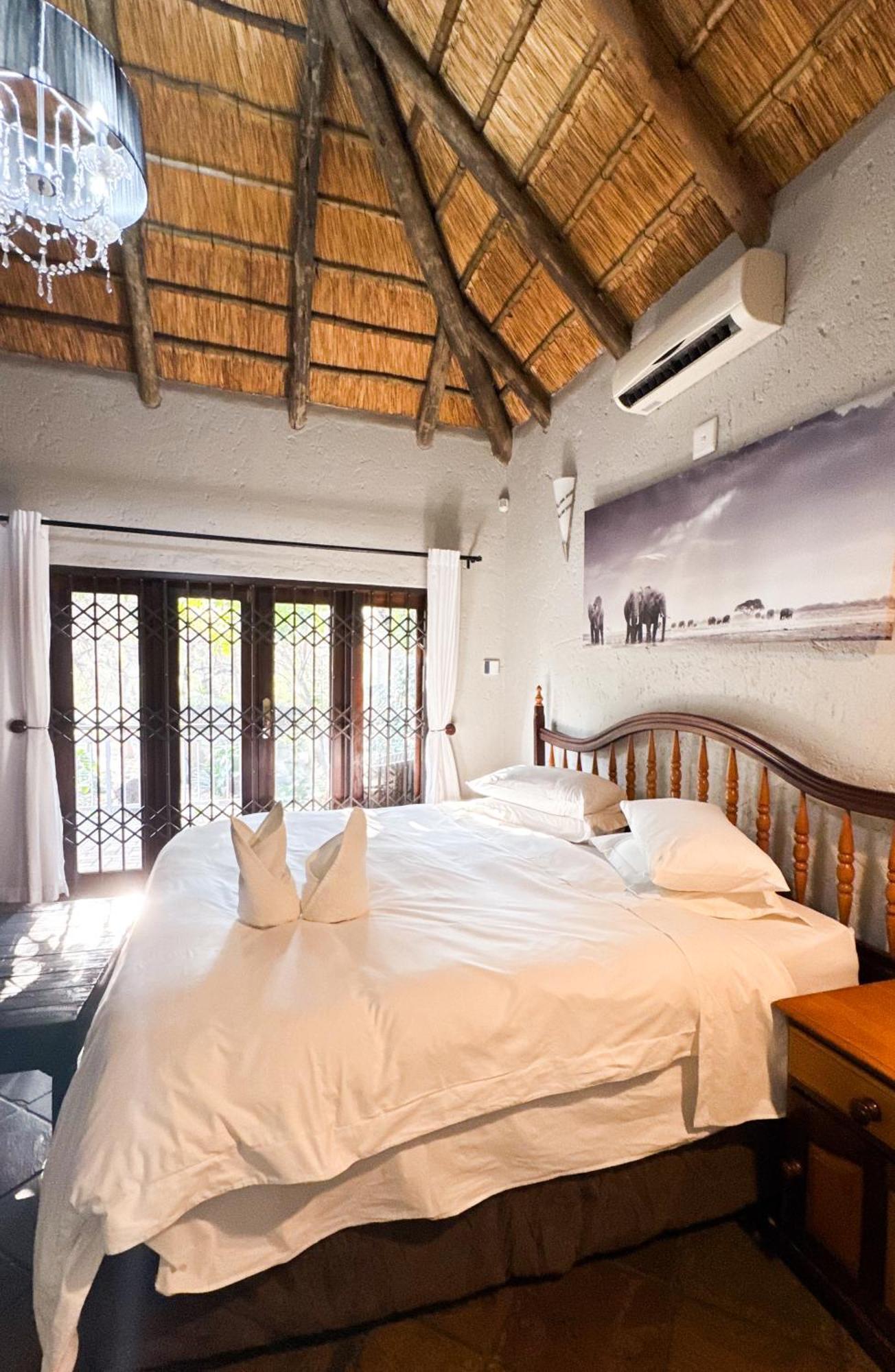 Paradise Creek Lodge มาเลเลน ภายนอก รูปภาพ