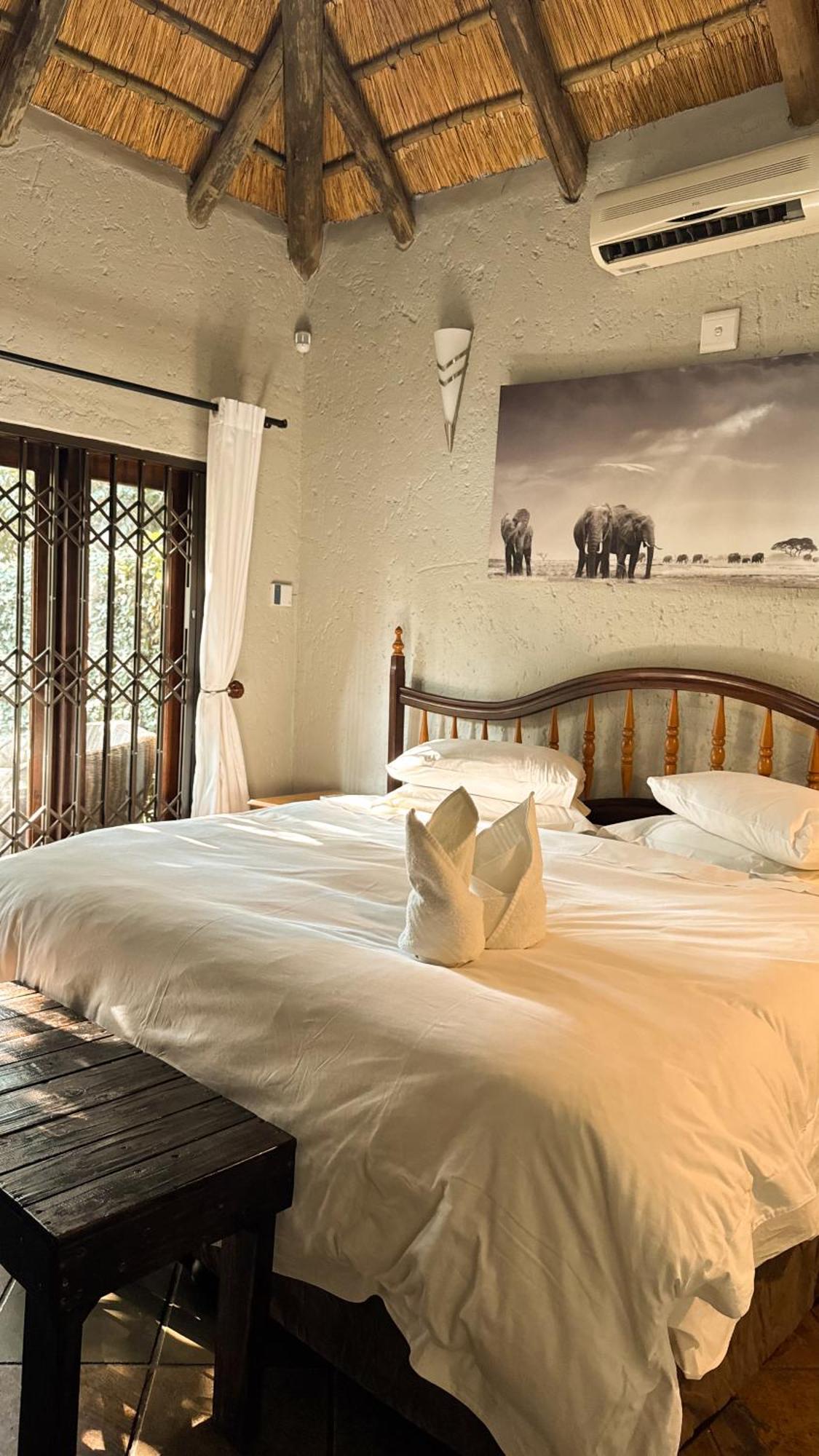 Paradise Creek Lodge มาเลเลน ภายนอก รูปภาพ