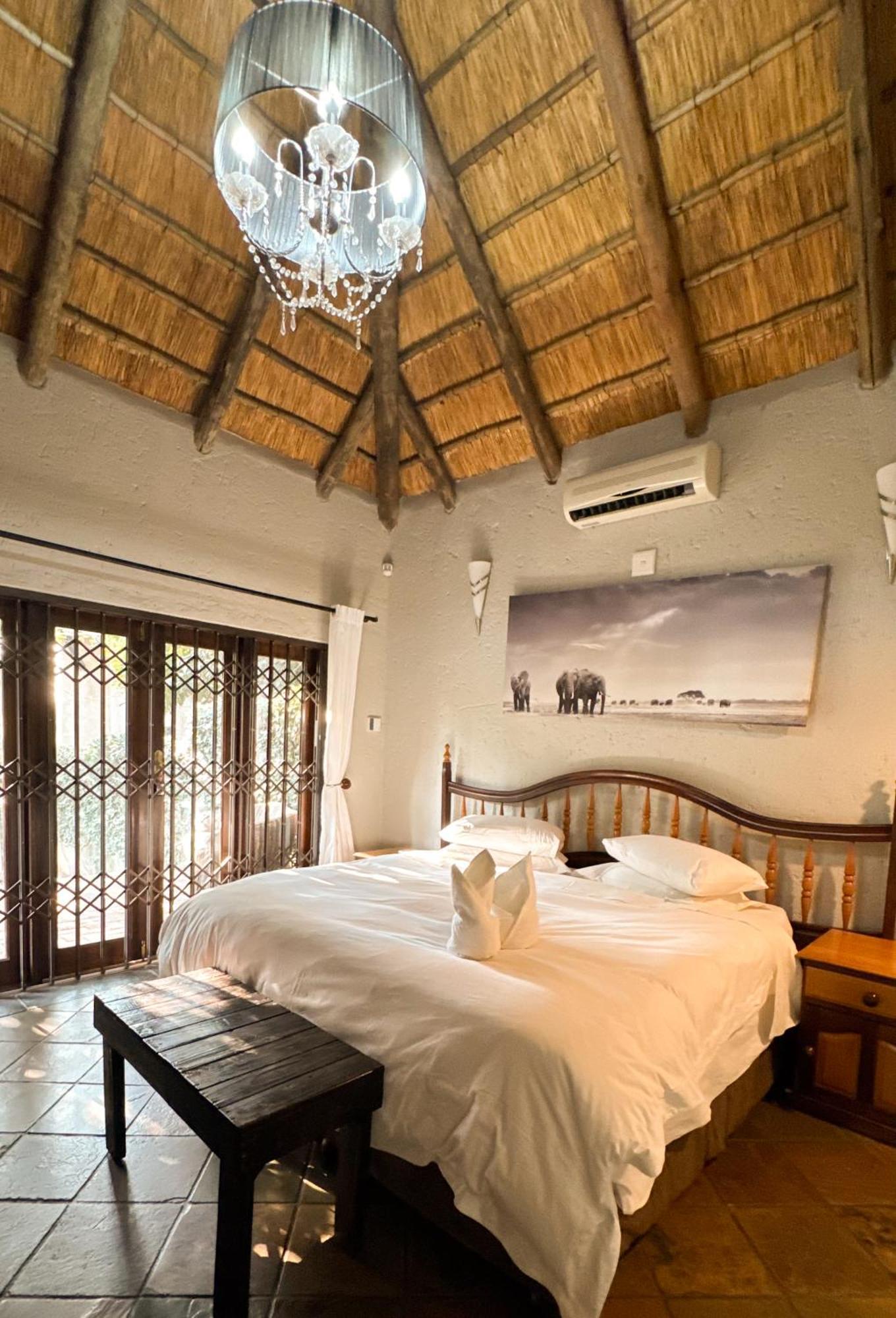 Paradise Creek Lodge มาเลเลน ภายนอก รูปภาพ