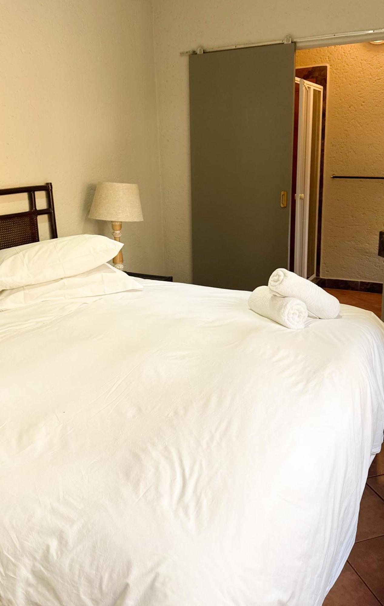Paradise Creek Lodge มาเลเลน ภายนอก รูปภาพ