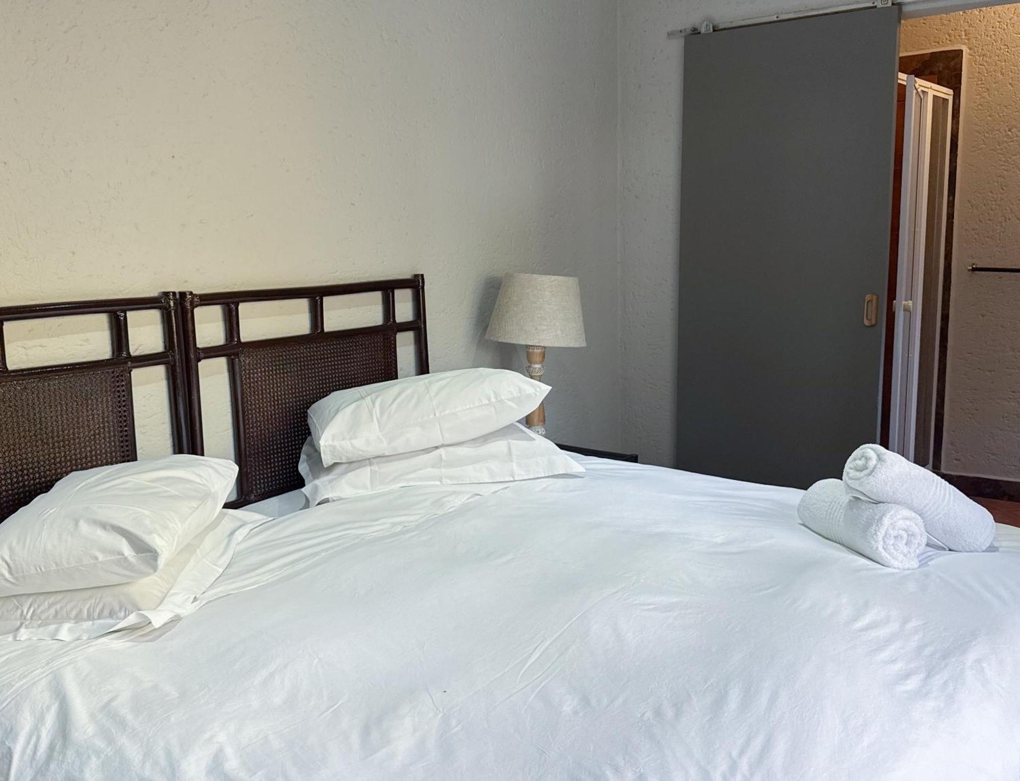 Paradise Creek Lodge มาเลเลน ภายนอก รูปภาพ