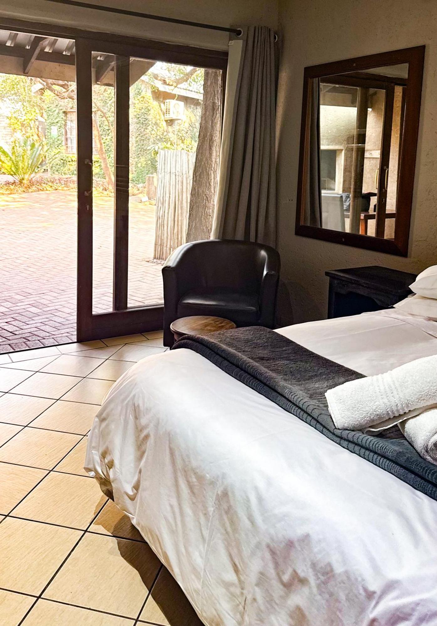 Paradise Creek Lodge มาเลเลน ภายนอก รูปภาพ