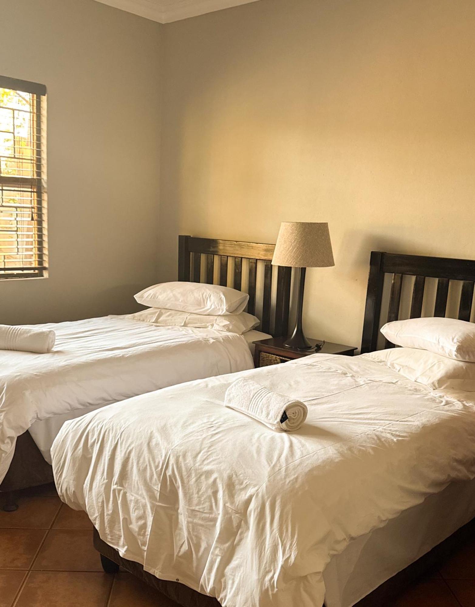 Paradise Creek Lodge มาเลเลน ภายนอก รูปภาพ